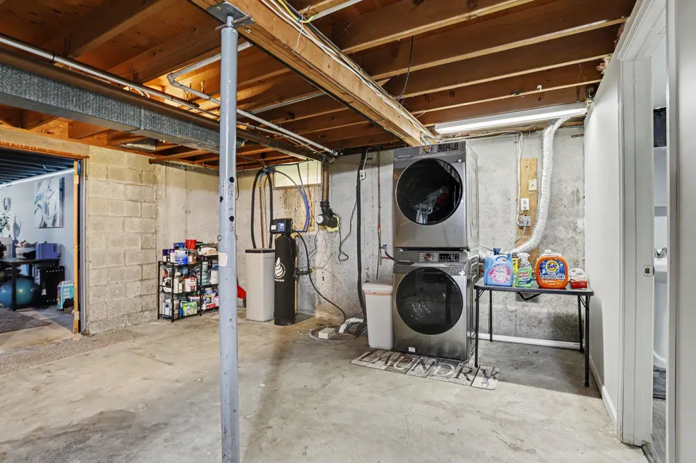 513 Douglas Avenue Three Rivers City, MI 49093