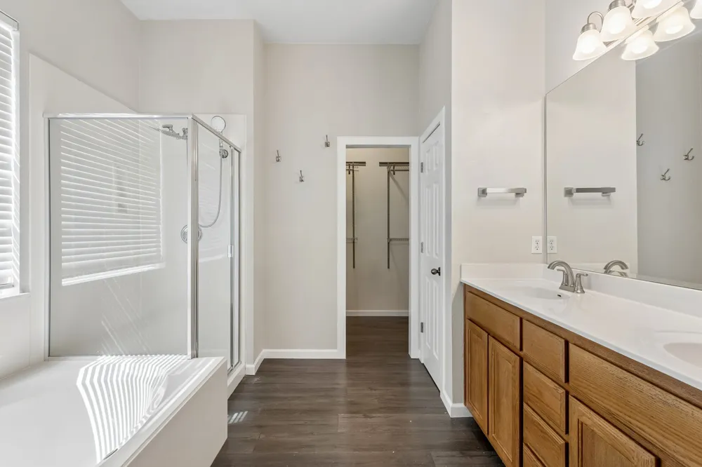 18601 White Water Cove Pflugerville, TX 78660