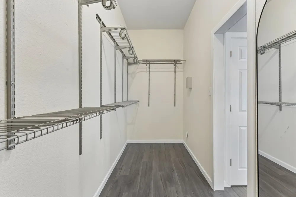 18601 White Water Cove Pflugerville, TX 78660