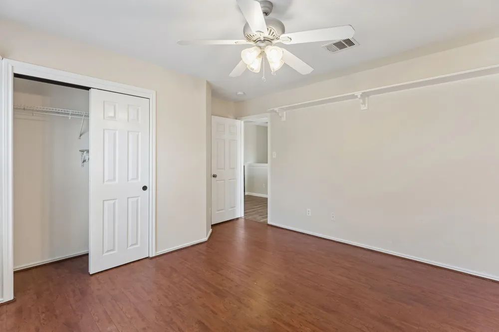 18601 White Water Cove Pflugerville, TX 78660