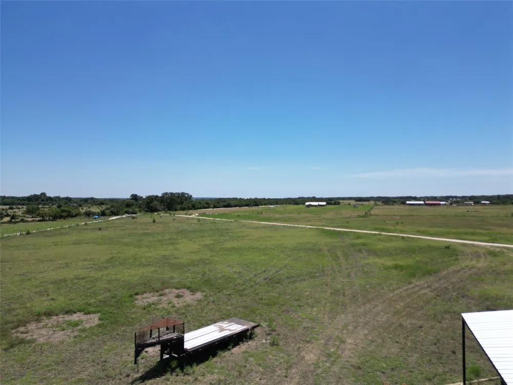 640 County Road 226 Florence, TX 76527