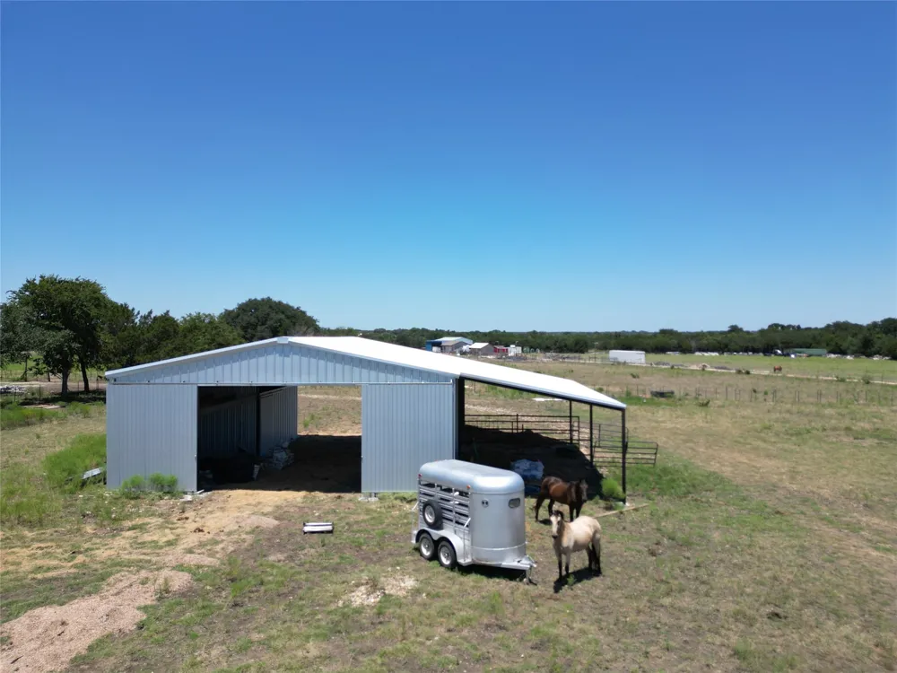 640 County Road 226 Florence, TX 76527