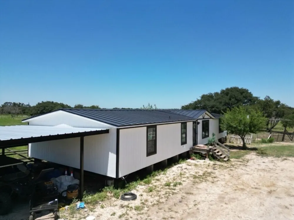 640 County Road 226 Florence, TX 76527