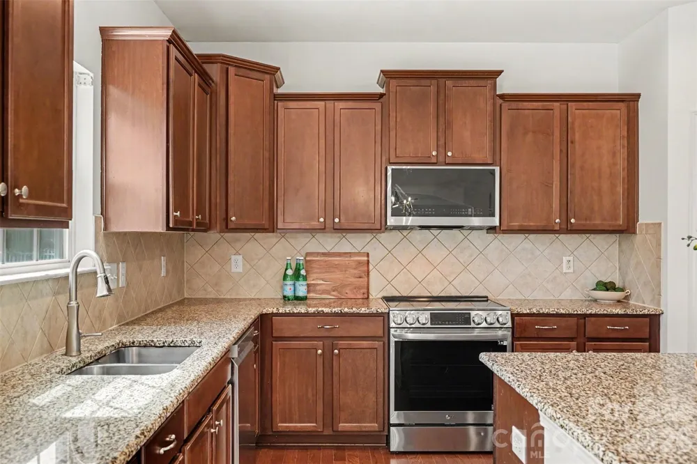 5810 Castlecove Road Charlotte, NC 28273