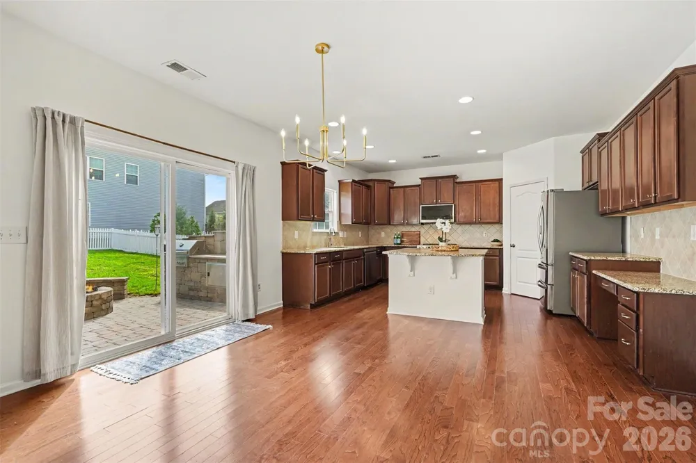 5810 Castlecove Road Charlotte, NC 28273