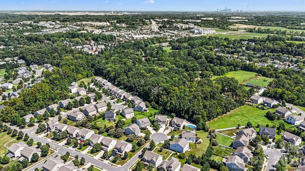 5810 Castlecove Road Charlotte, NC 28273