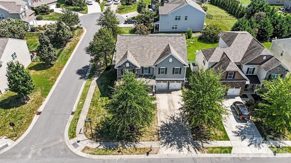5810 Castlecove Road Charlotte, NC 28273