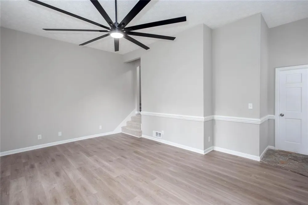 185 Lakeshore Circle SE Acworth, GA 30101