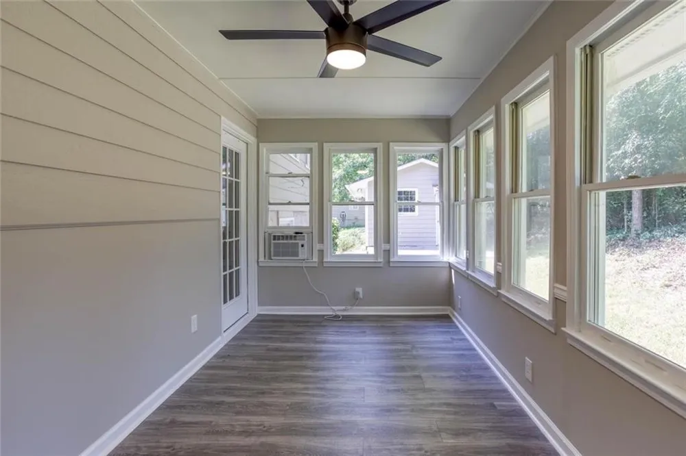 185 Lakeshore Circle SE Acworth, GA 30101