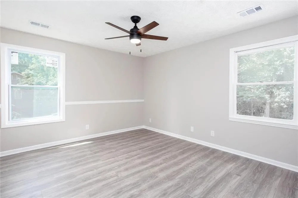 185 Lakeshore Circle SE Acworth, GA 30101