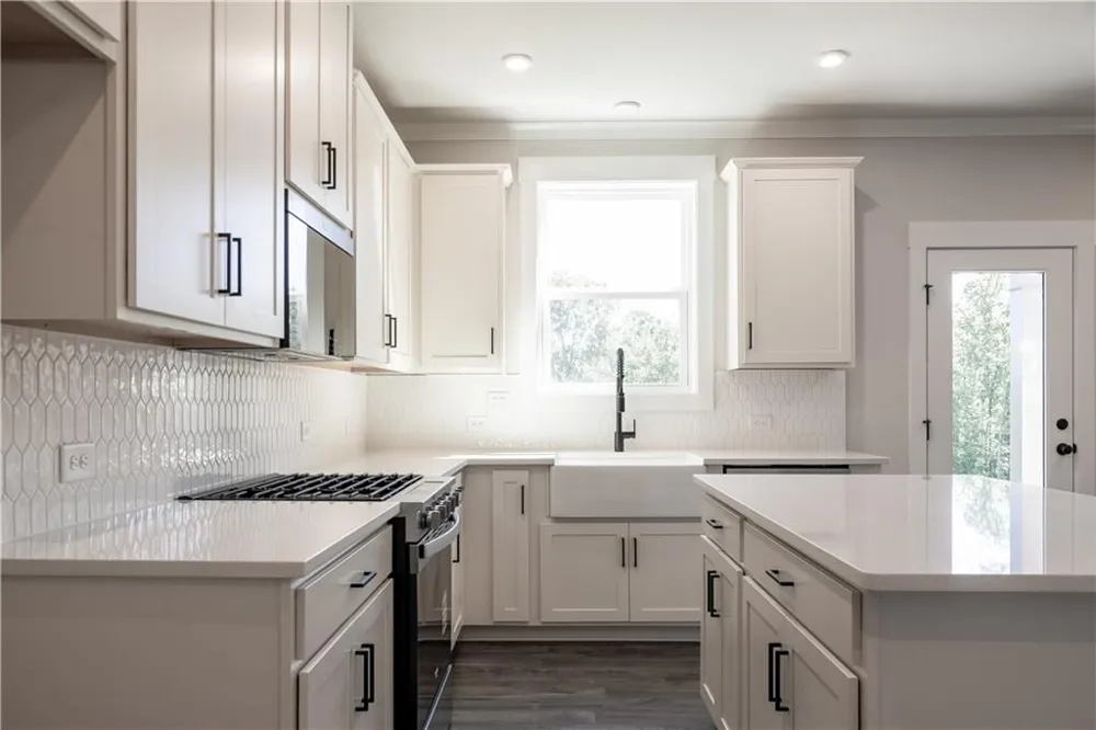 324 William Gossett Drive Canton, GA 30114