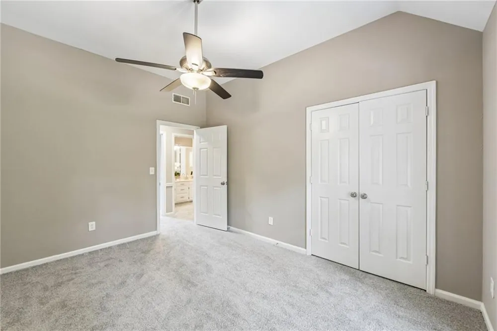 6844 Wynbrooke Cove Stone Mountain, GA 30087