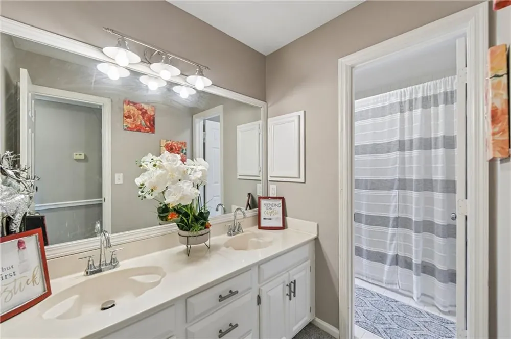6844 Wynbrooke Cove Stone Mountain, GA 30087