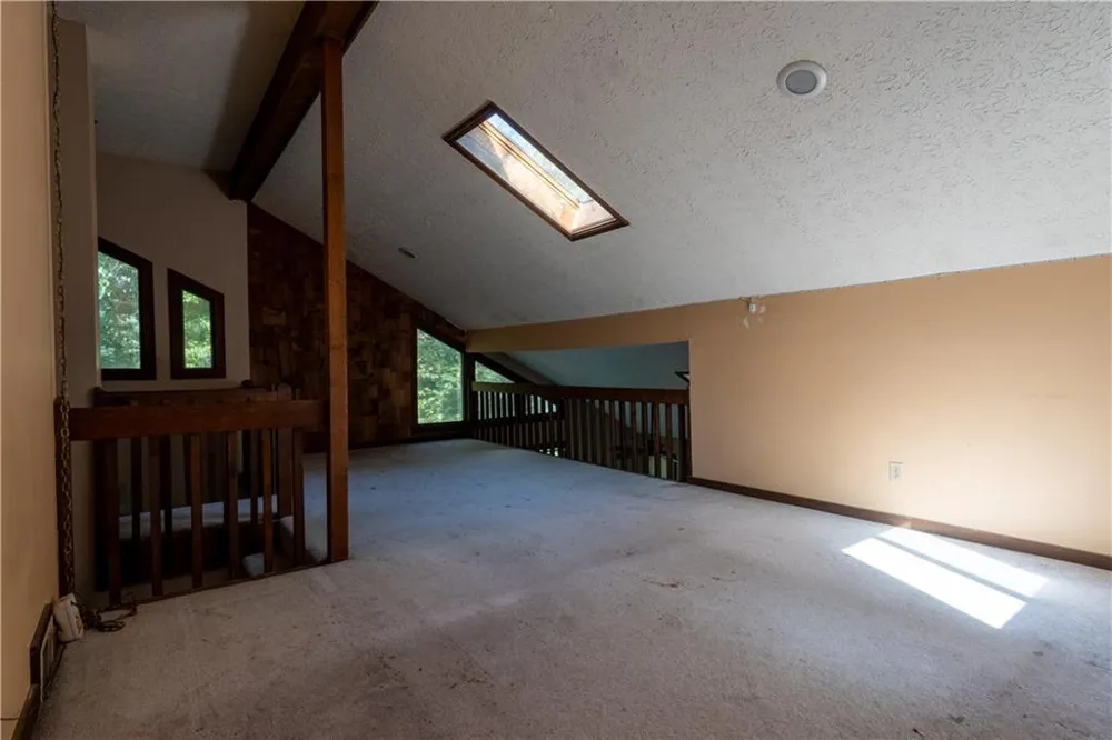 1100 Pine Grove Pointe Drive Roswell, GA 30075