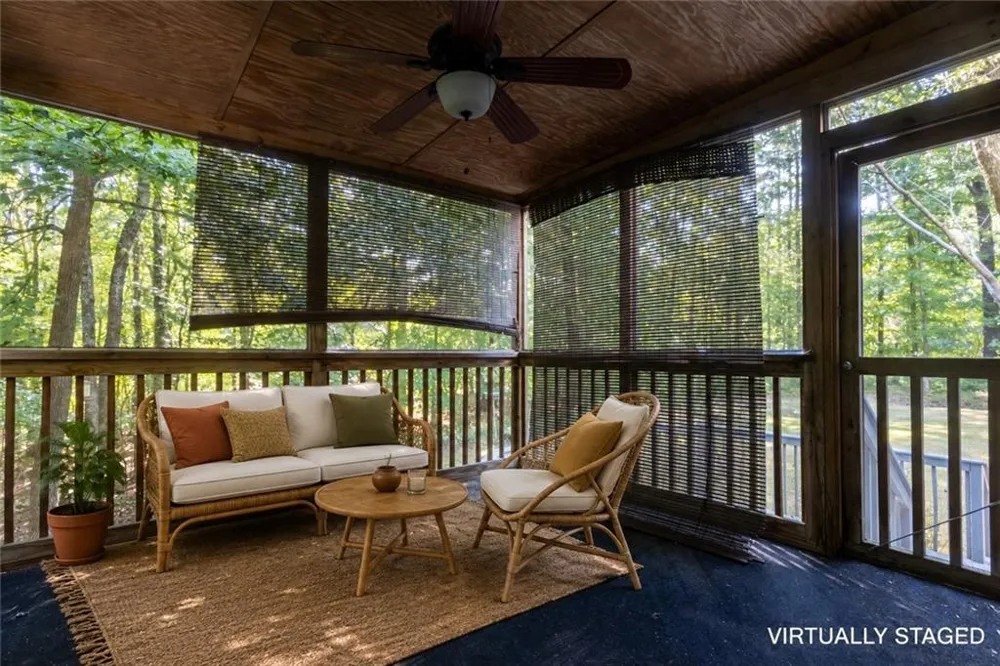 1100 Pine Grove Pointe Drive Roswell, GA 30075