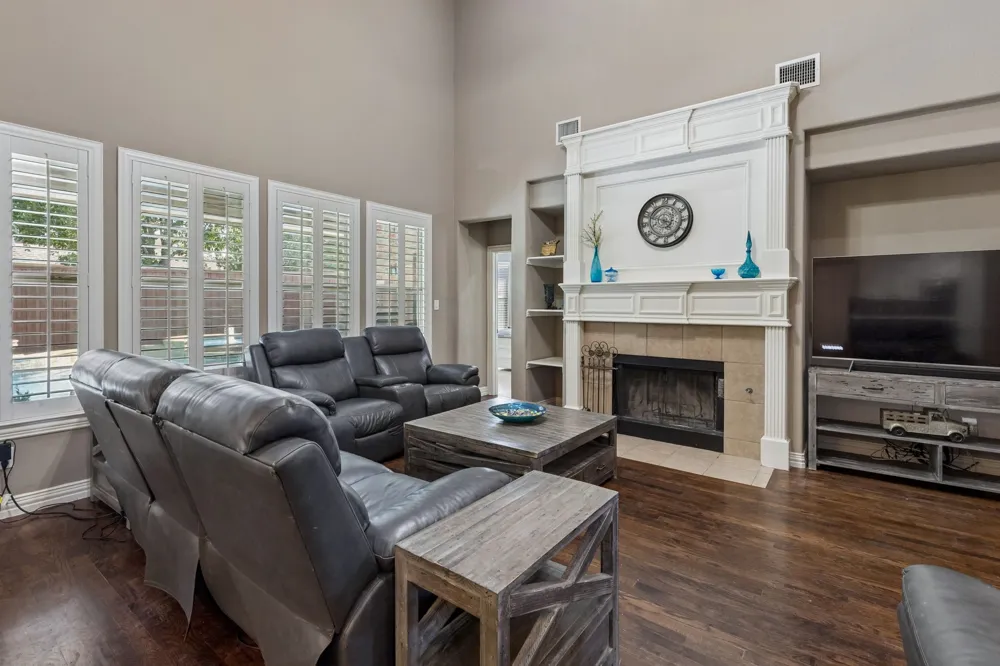 6328 Creek Bluff Court Sachse, TX 75048