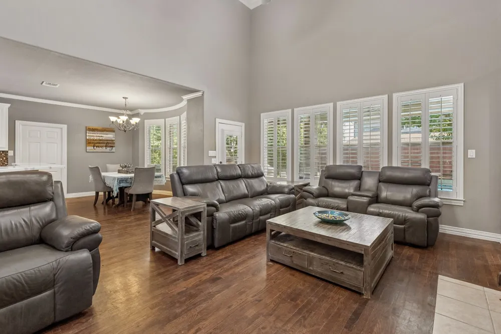 6328 Creek Bluff Court Sachse, TX 75048