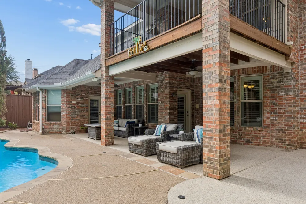 6328 Creek Bluff Court Sachse, TX 75048