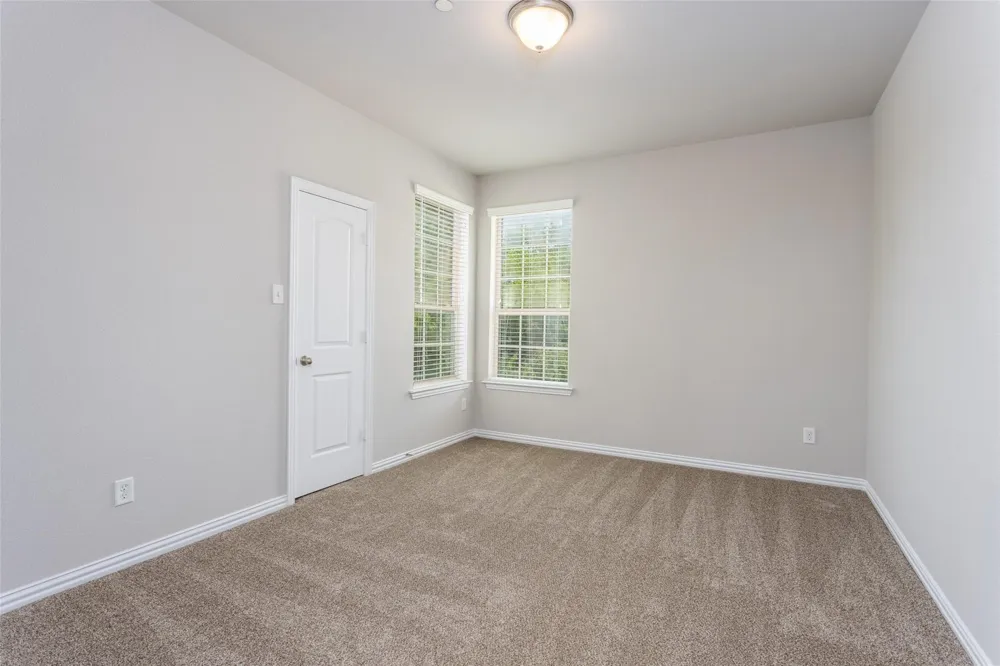 1605 Black Duck Terrace #F Carrollton, TX 75010