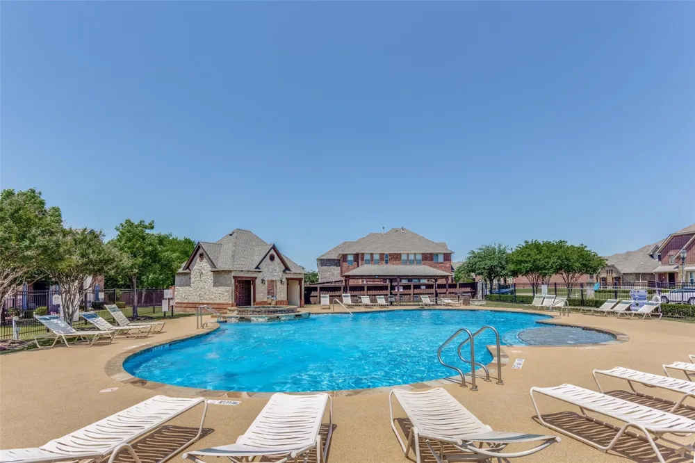 1605 Black Duck Terrace #F Carrollton, TX 75010