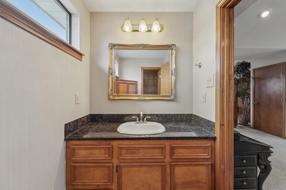 9243 Deepwater Drive Montgomery, TX 77356