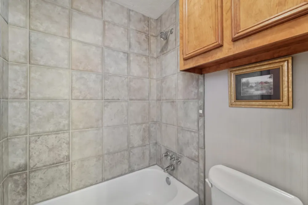 9243 Deepwater Drive Montgomery, TX 77356