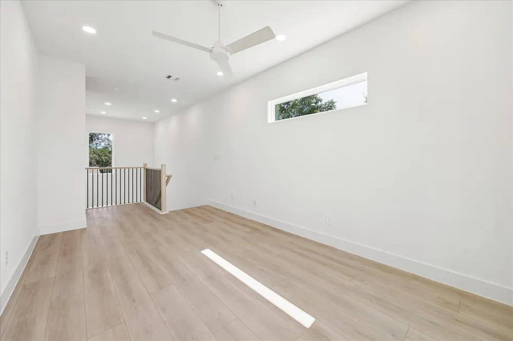 1421 E 36th Street Houston, TX 77022