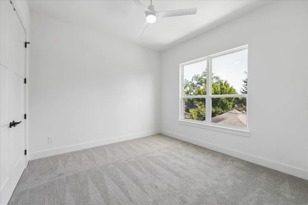 1421 E 36th Street Houston, TX 77022