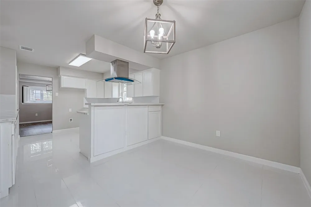 5622 Valkeith Drive Houston, TX 77096