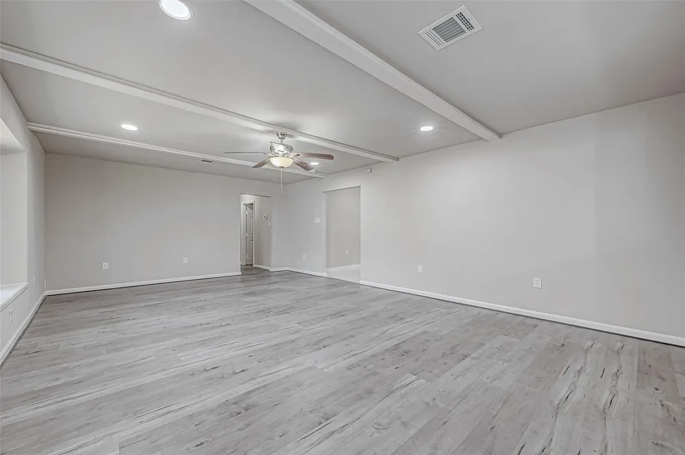 5622 Valkeith Drive Houston, TX 77096