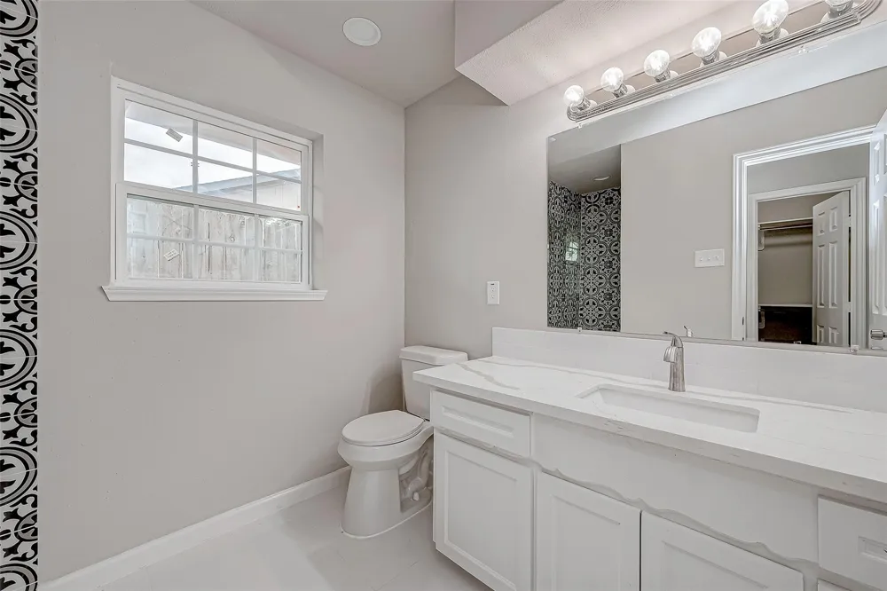 5622 Valkeith Drive Houston, TX 77096