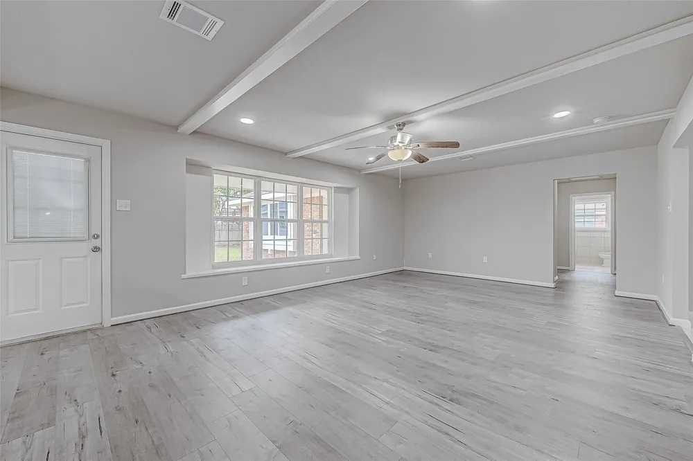 5622 Valkeith Drive Houston, TX 77096