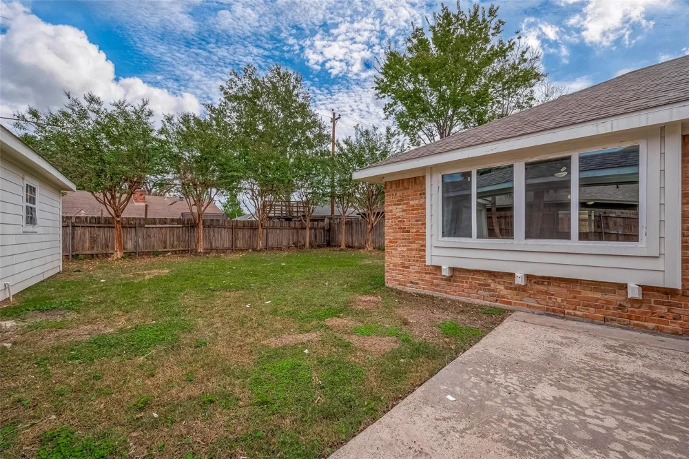 5622 Valkeith Drive Houston, TX 77096