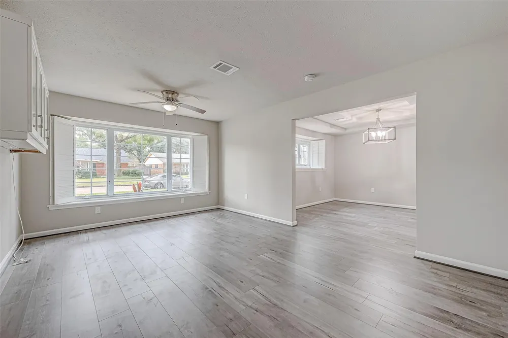 5622 Valkeith Drive Houston, TX 77096