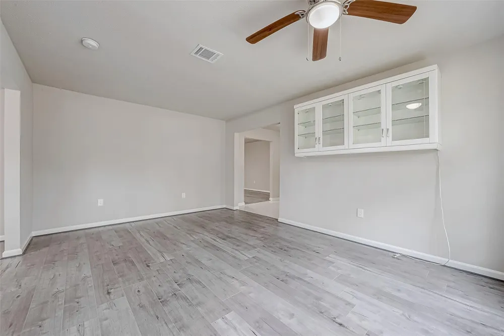 5622 Valkeith Drive Houston, TX 77096