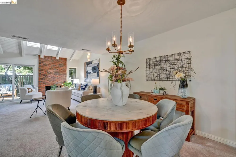 72 Rolling Green Way Pleasant Hill, CA 94523