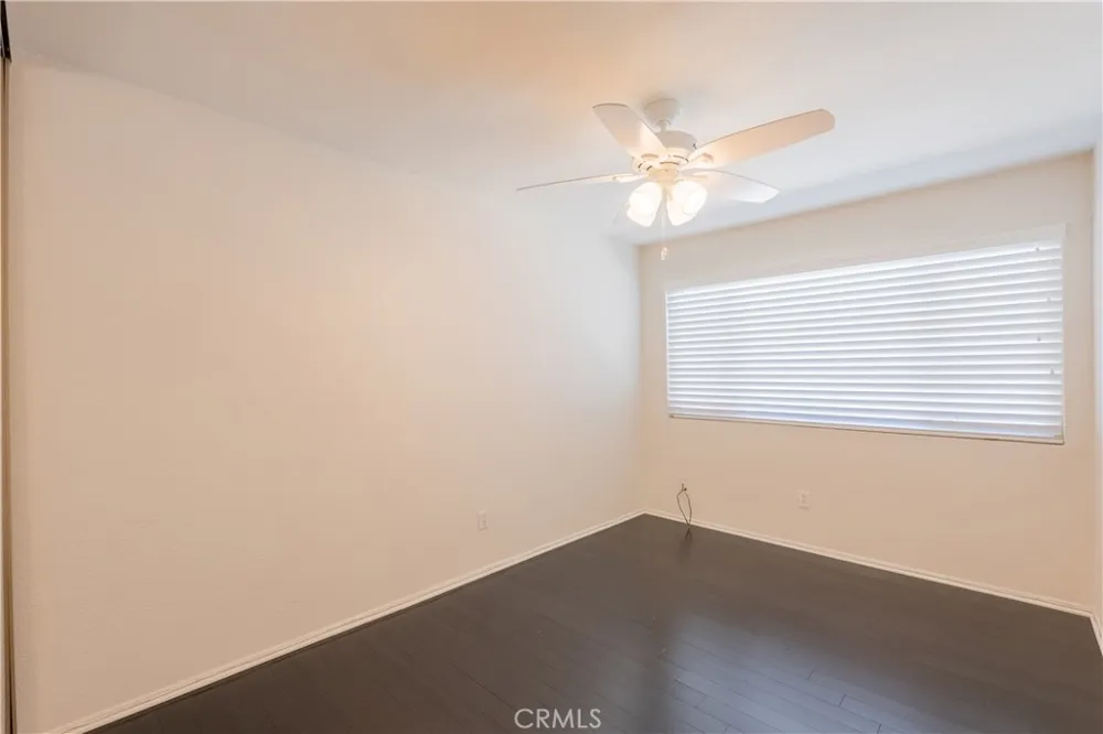 18502 Mayall #B Northridge, CA 91324