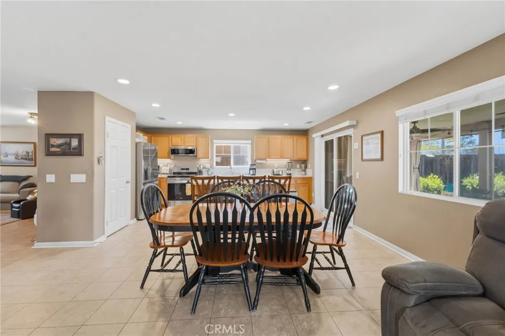 45015 Bronze Star Lake Elsinore, CA 92532