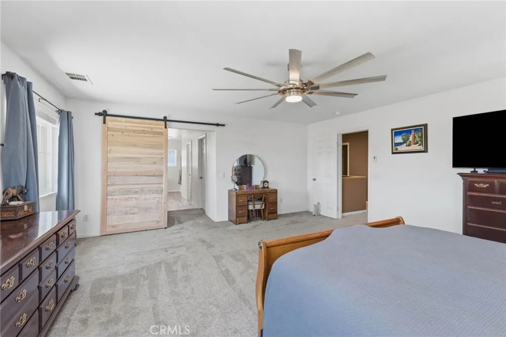 45015 Bronze Star Lake Elsinore, CA 92532