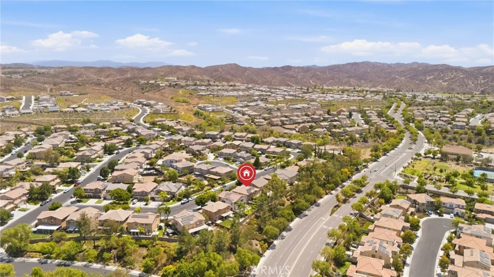 45015 Bronze Star Lake Elsinore, CA 92532