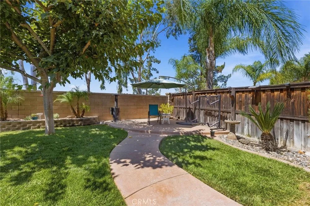 45015 Bronze Star Lake Elsinore, CA 92532