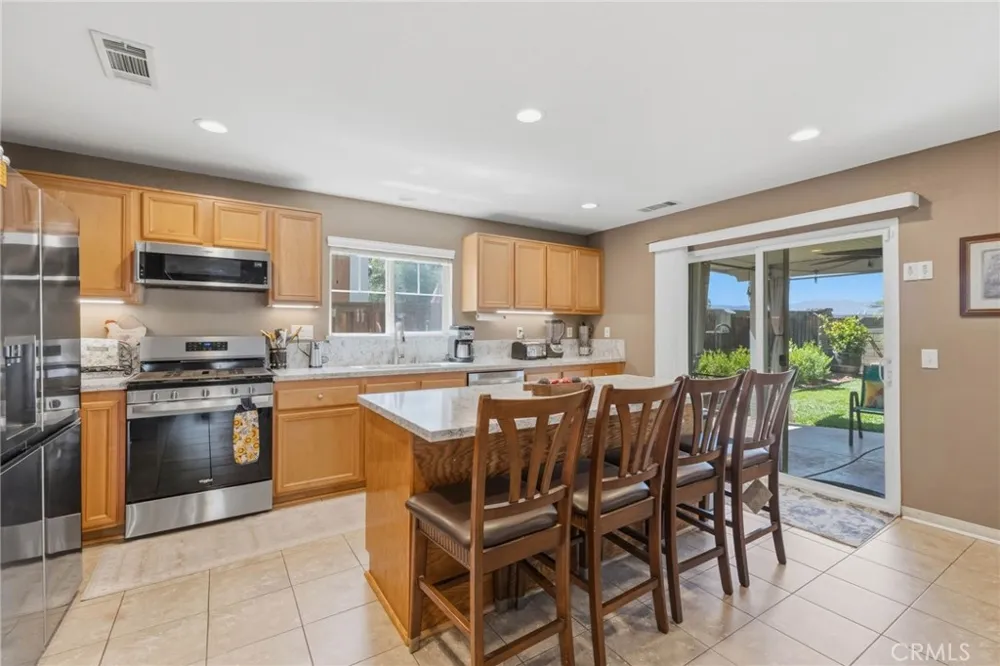 45015 Bronze Star Lake Elsinore, CA 92532