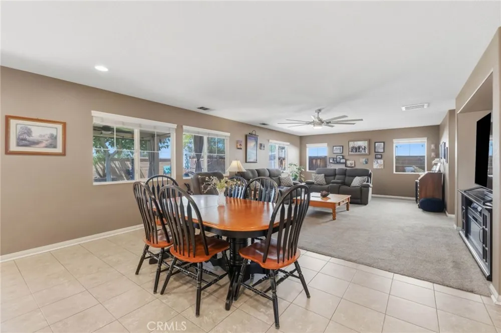 45015 Bronze Star Lake Elsinore, CA 92532