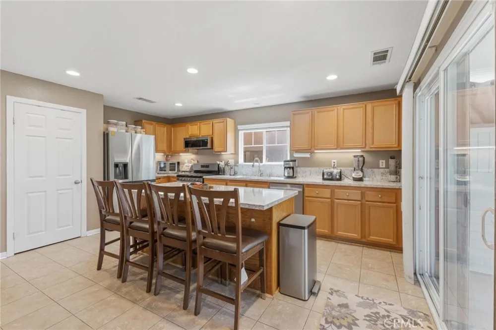 45015 Bronze Star Lake Elsinore, CA 92532