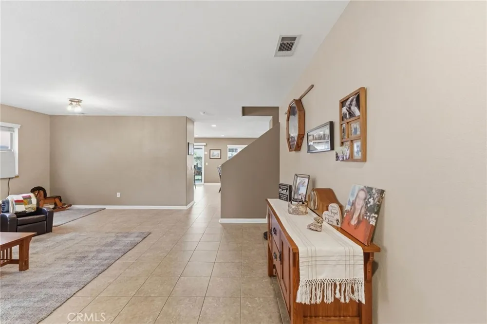 45015 Bronze Star Lake Elsinore, CA 92532