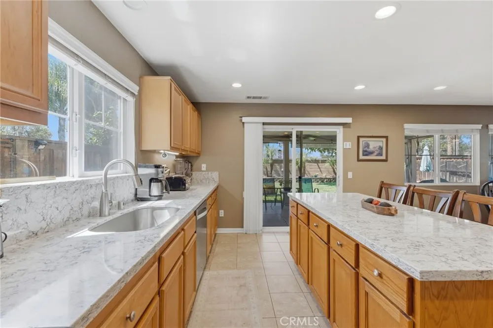 45015 Bronze Star Lake Elsinore, CA 92532
