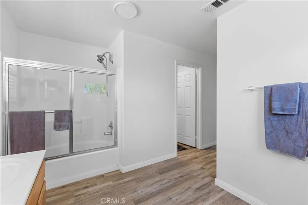 45015 Bronze Star Lake Elsinore, CA 92532