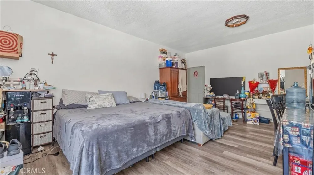 2171 Santa Fe Long Beach, CA 90810