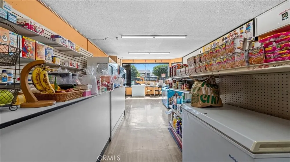 2171 Santa Fe Long Beach, CA 90810