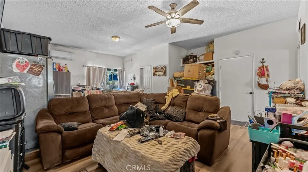 2171 Santa Fe Long Beach, CA 90810